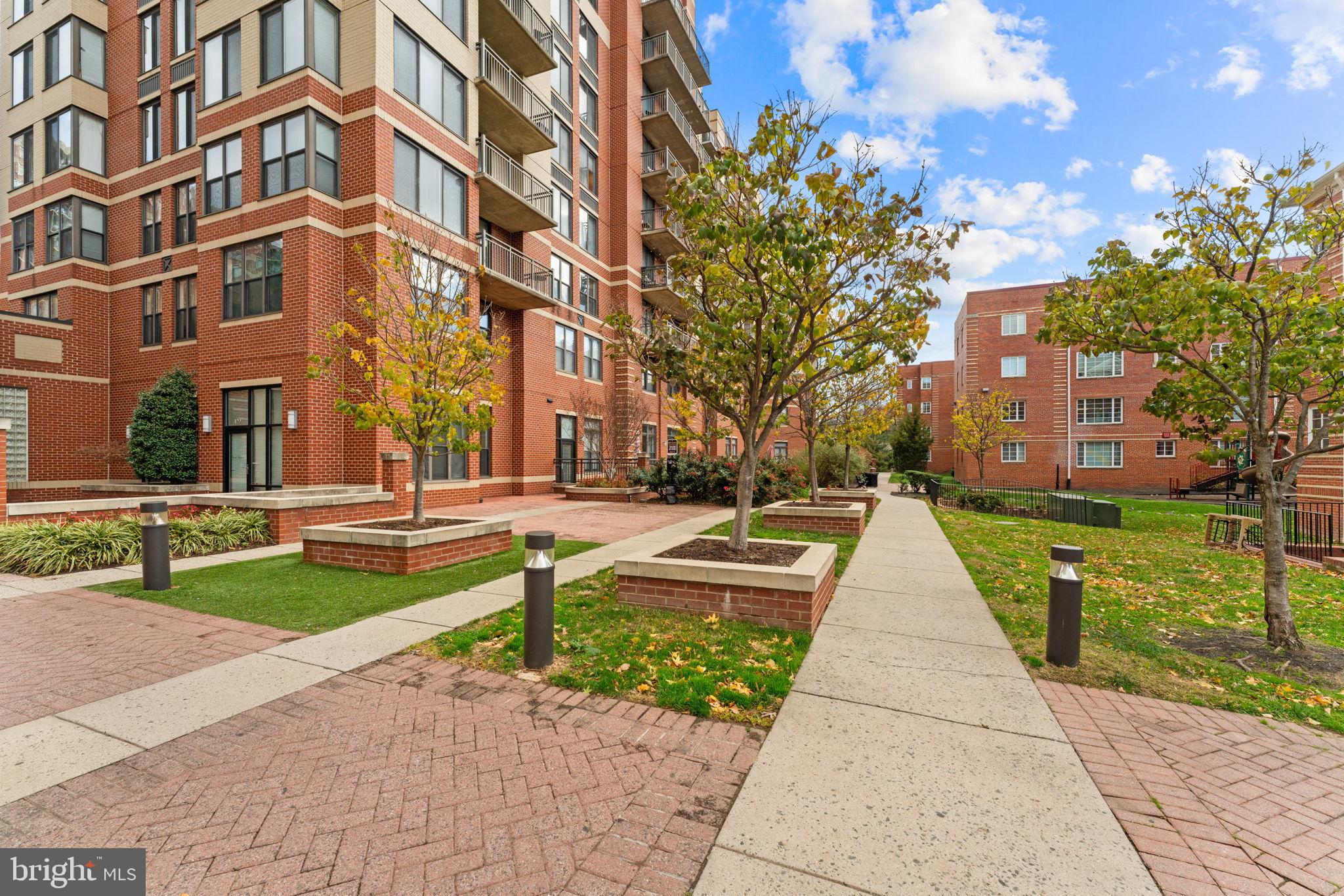 2220 FAIRFAX DRIVE 206