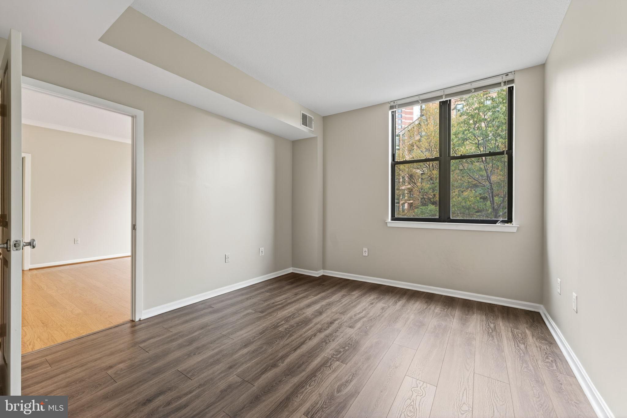 2220 FAIRFAX DRIVE 206