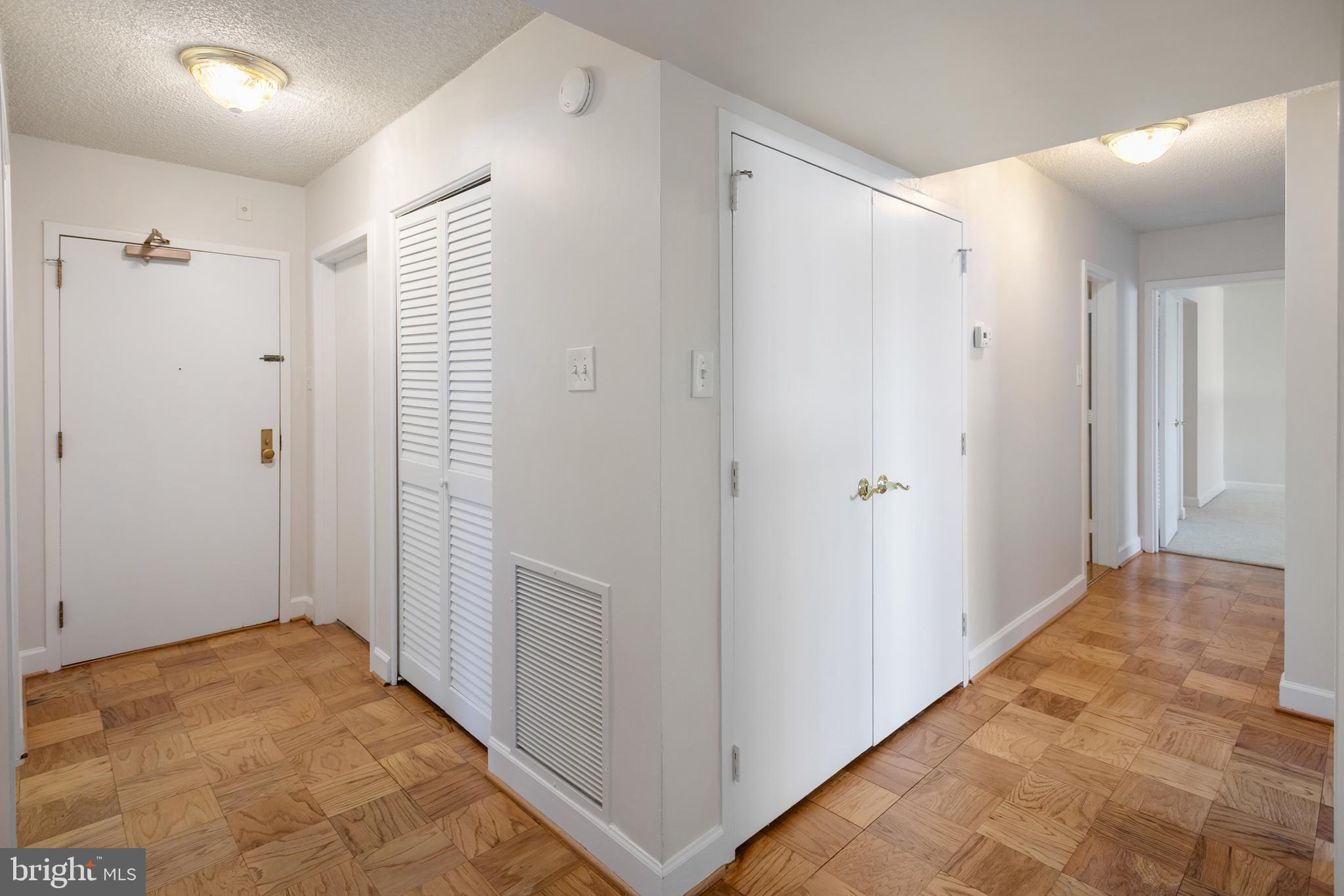 3800 FAIRFAX DRIVE 104