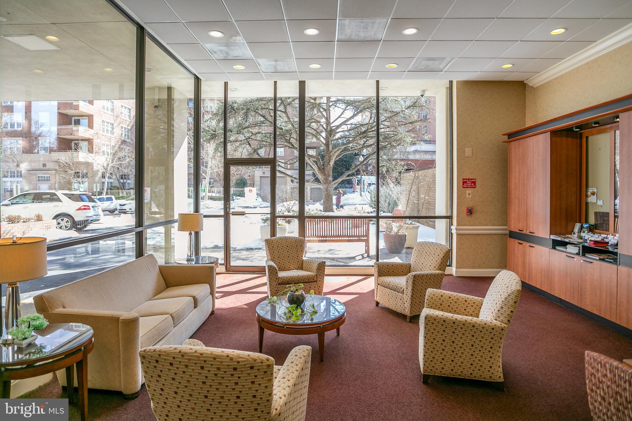 3800 FAIRFAX DRIVE 104