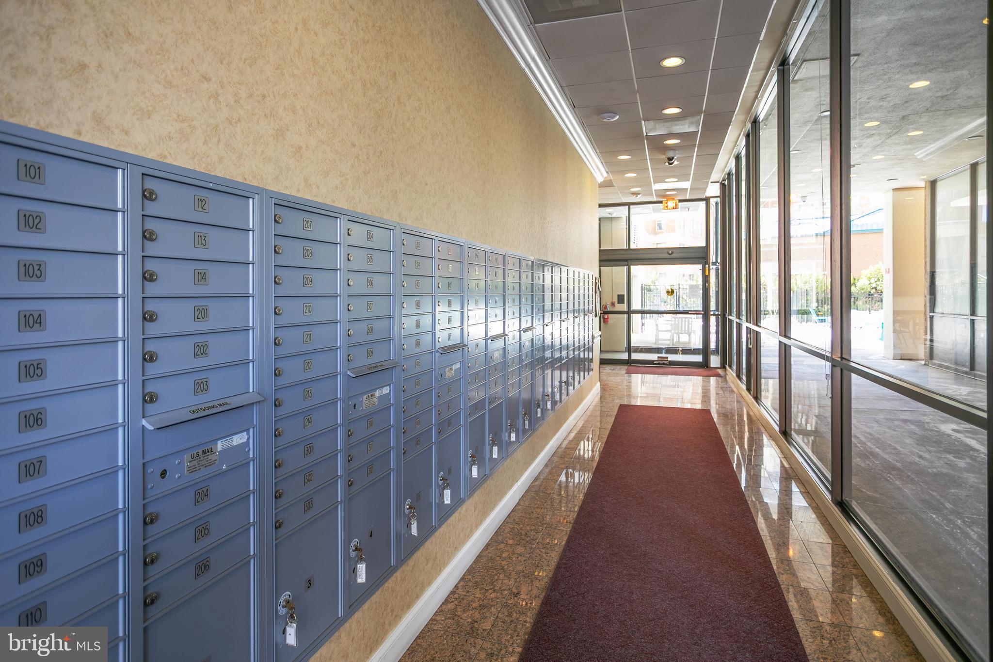 3800 FAIRFAX DRIVE 104