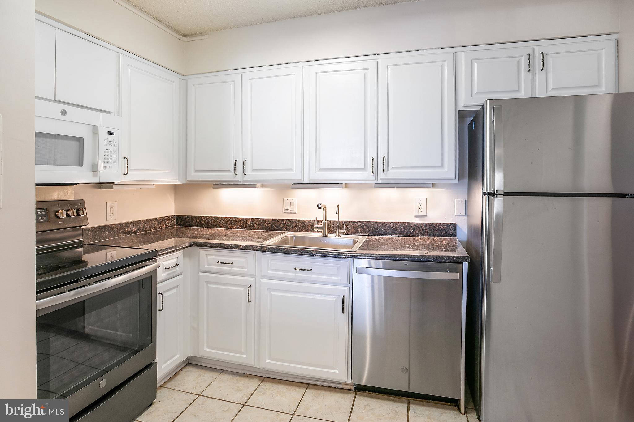 3800 FAIRFAX DRIVE 104