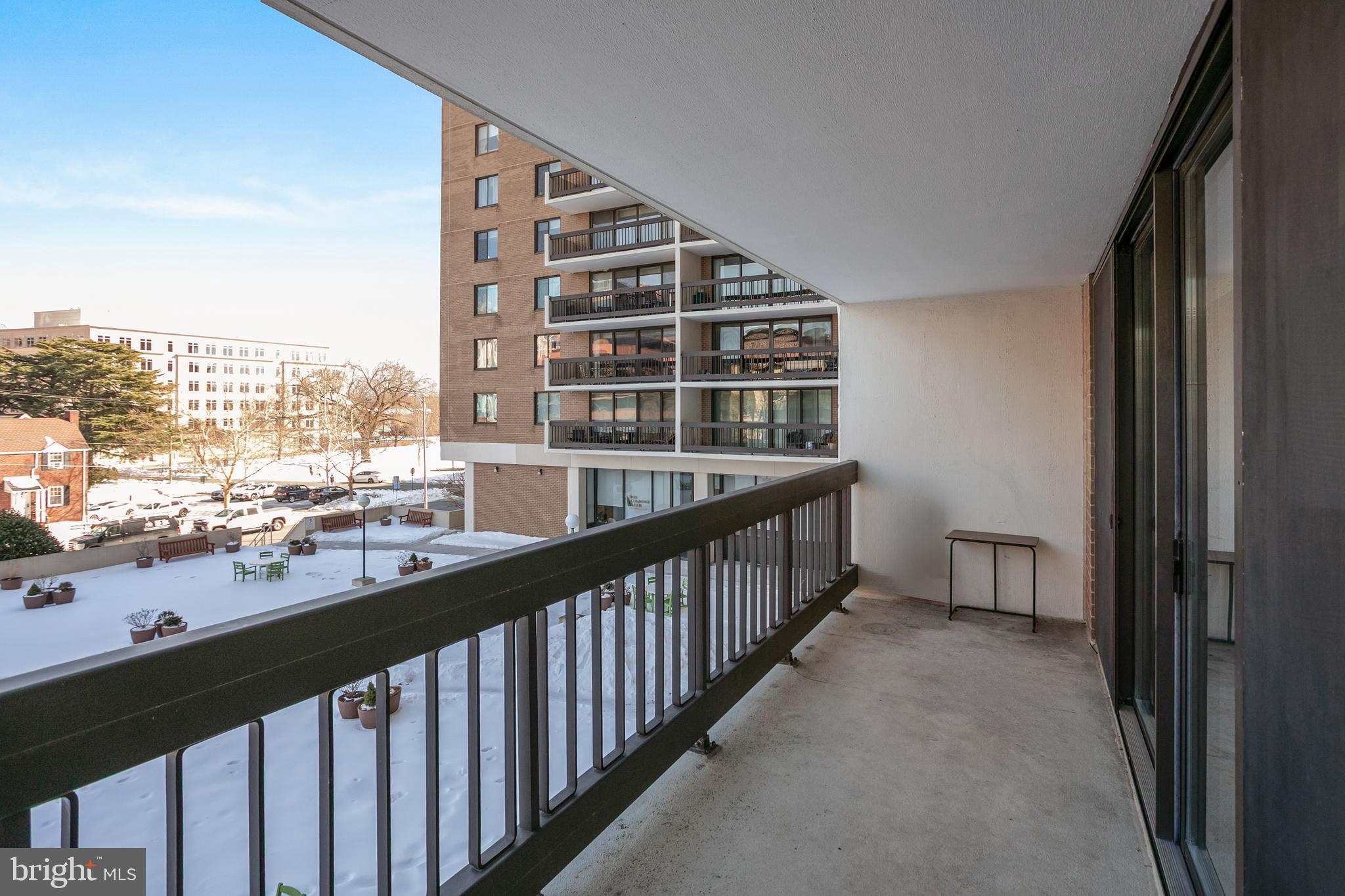 3800 FAIRFAX DRIVE 104