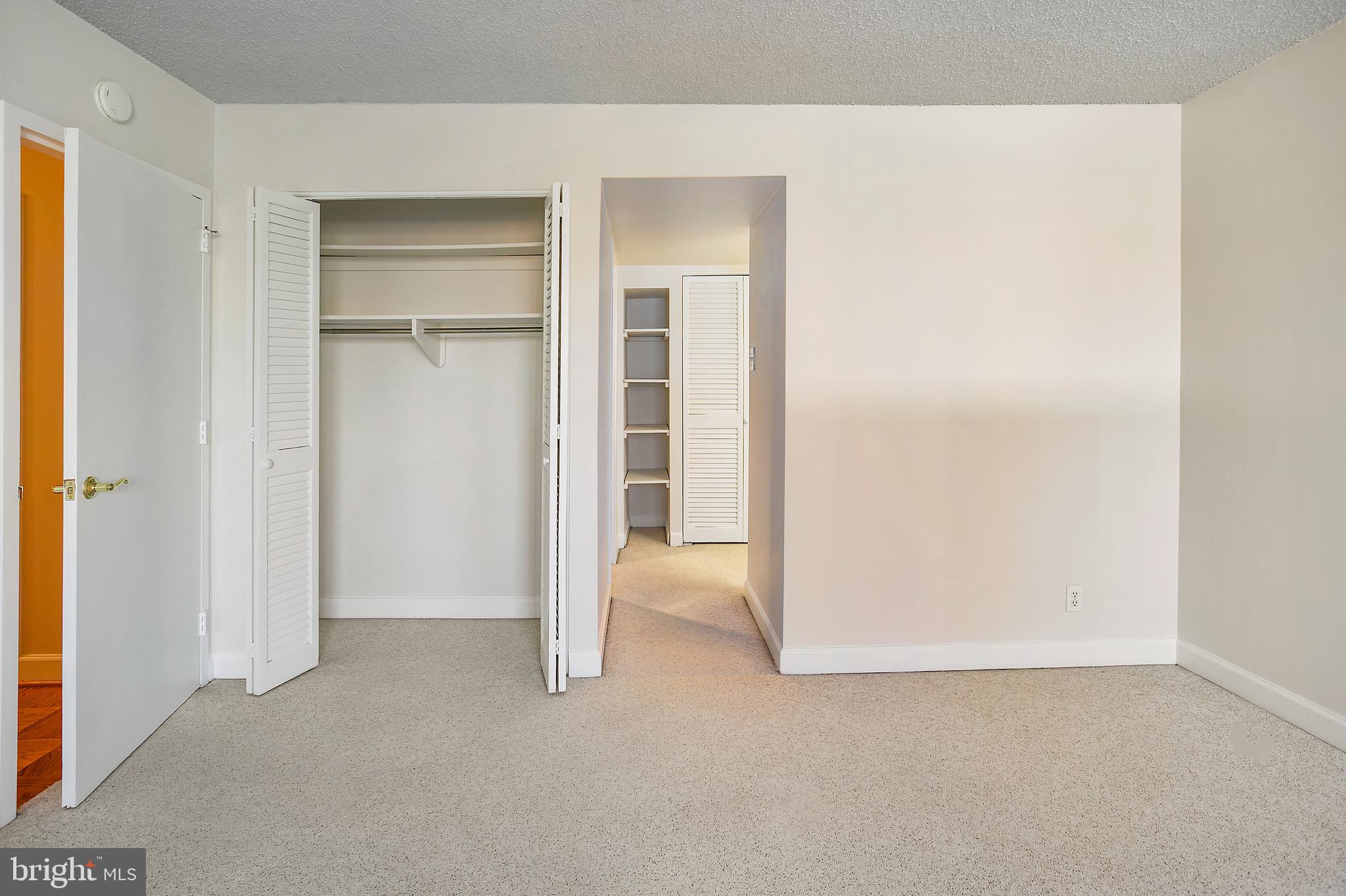 3800 FAIRFAX DRIVE 104