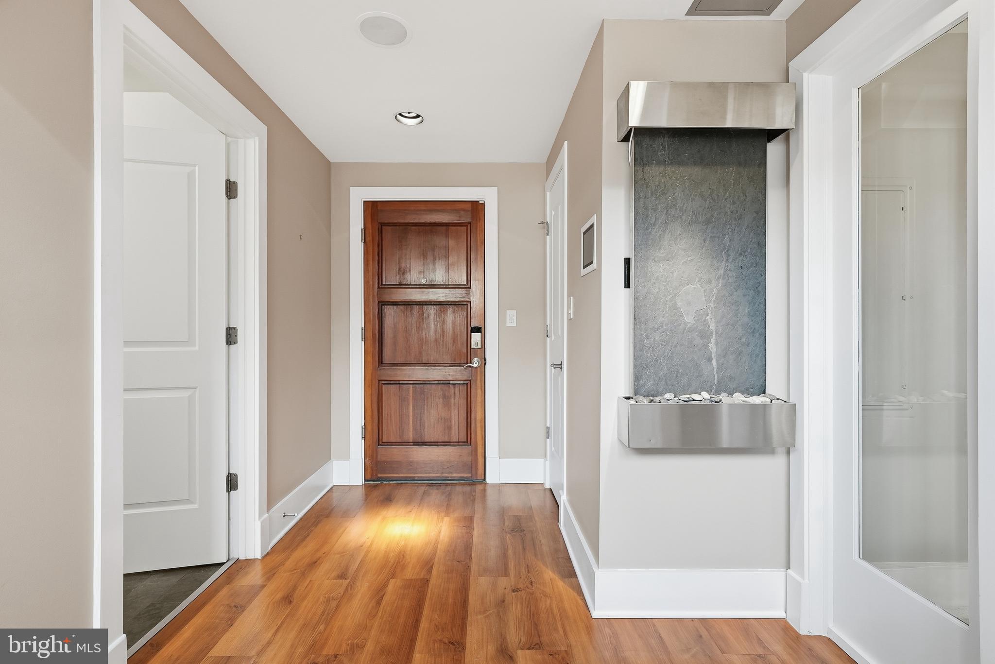 1615 N QUEEN STREET M603