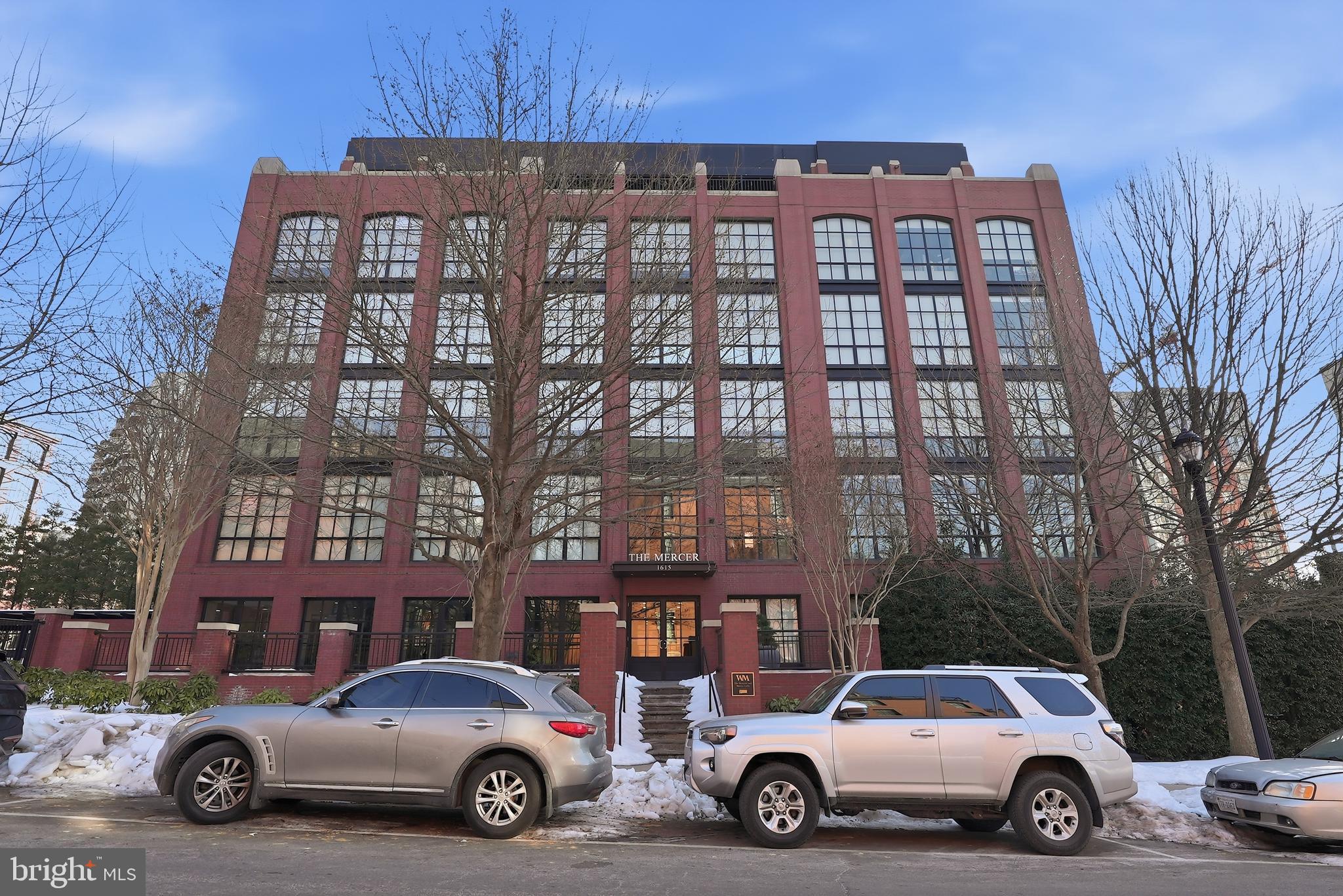 1615 N QUEEN STREET M603