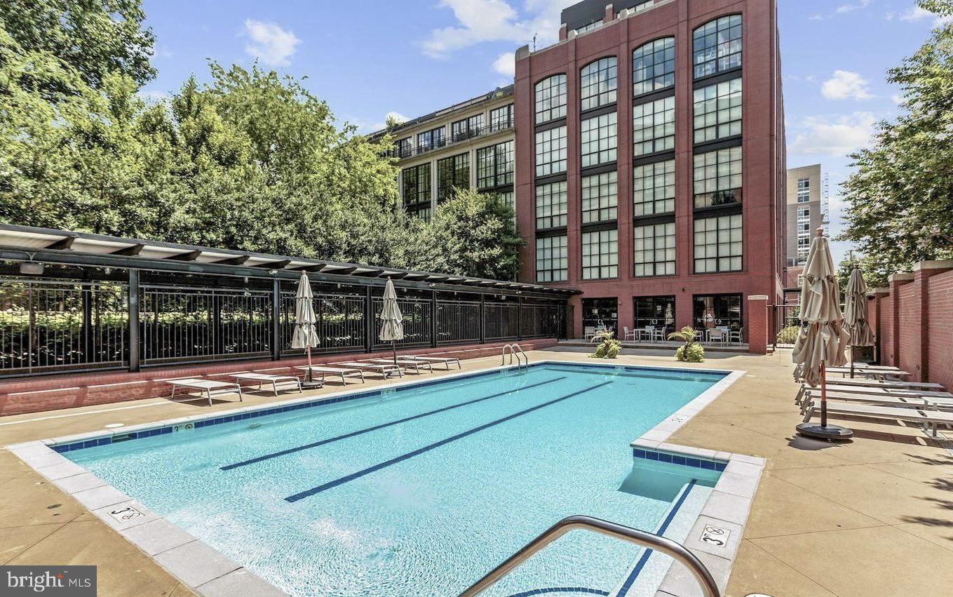 1615 N QUEEN STREET M603