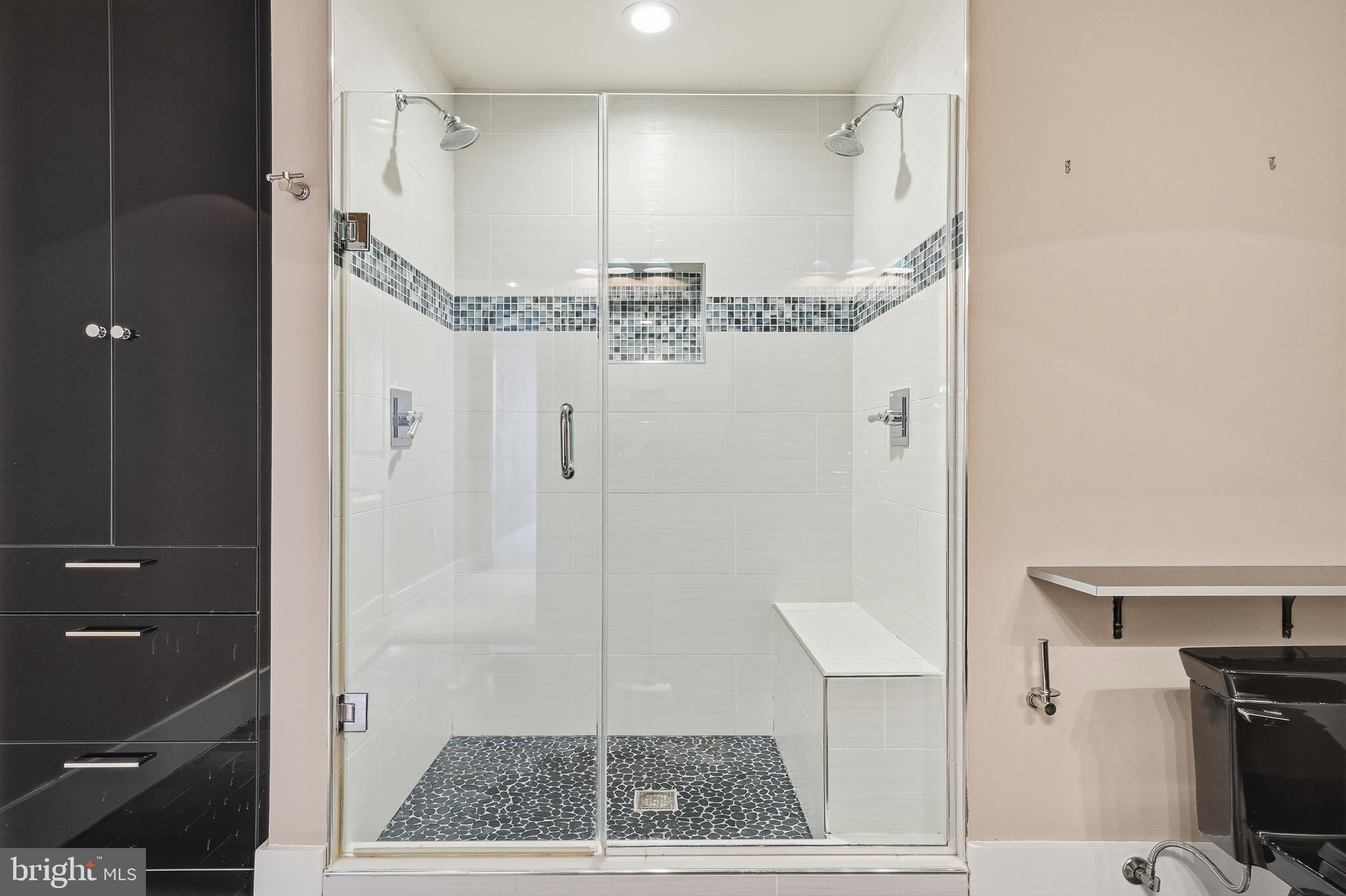 1615 N QUEEN STREET M603