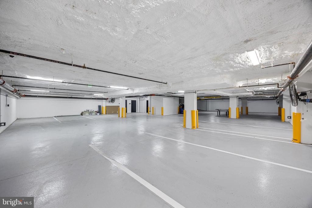 1201 N QUINN STREET Unit: 101