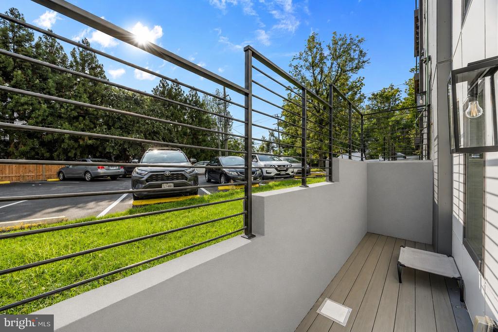 1201 N QUINN STREET Unit: 101