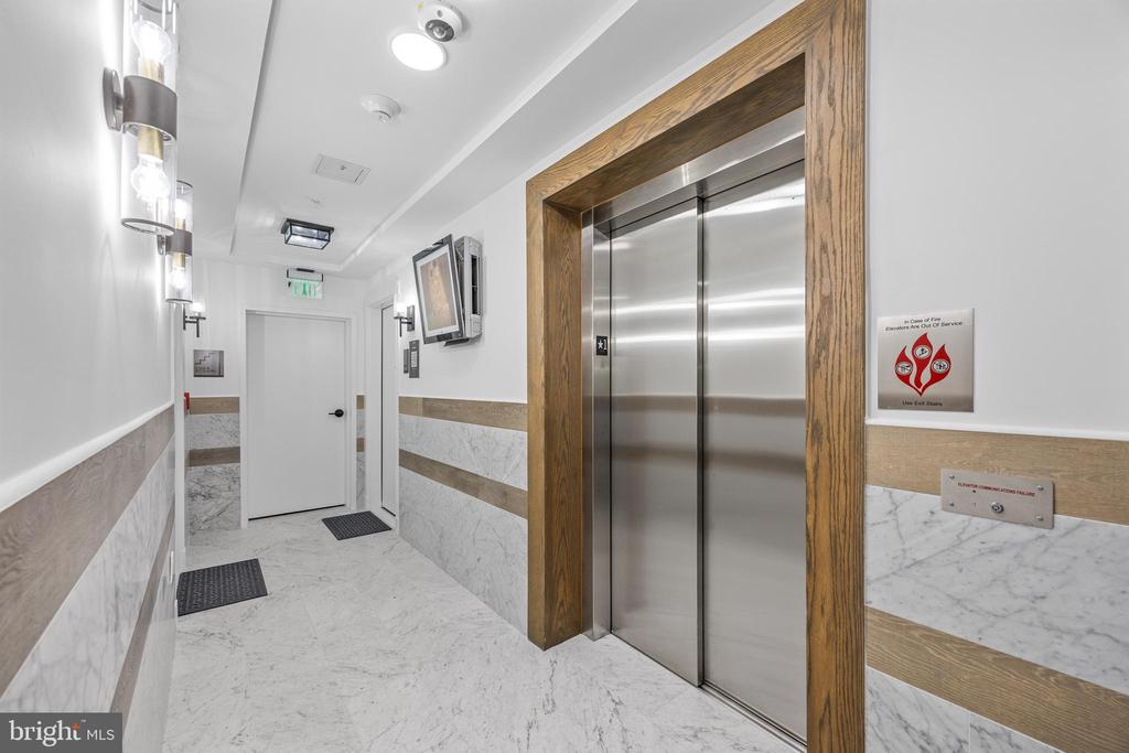 1201 N QUINN STREET Unit: 101