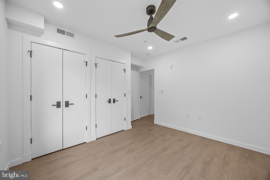 1201 N QUINN STREET Unit: 101