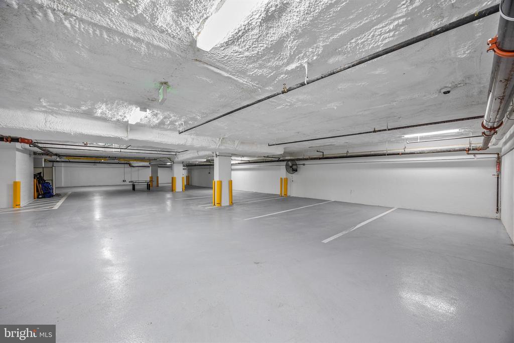 1201 N QUINN STREET Unit: 101