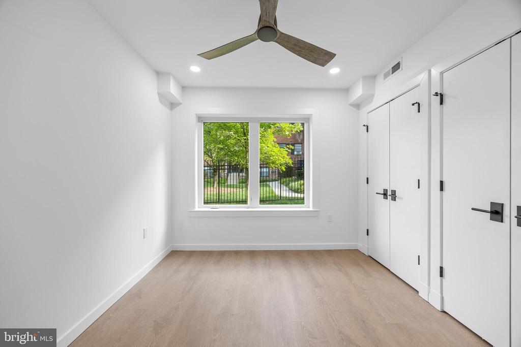 1201 N QUINN STREET Unit: 101