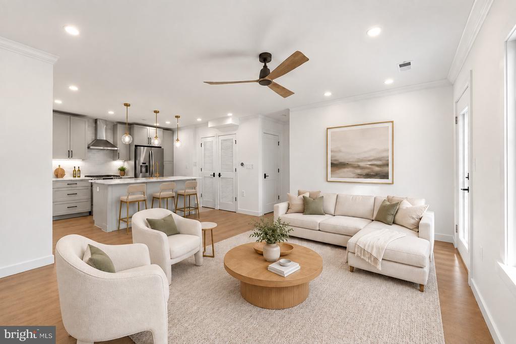1201 N QUINN STREET Unit: 101