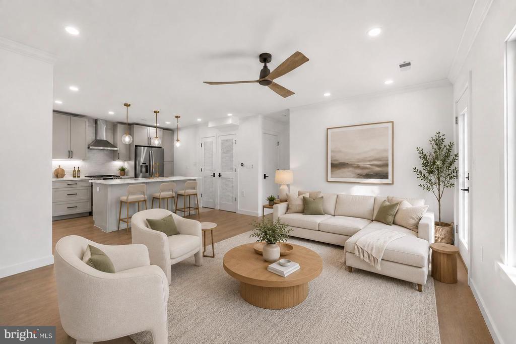 1201 N QUINN STREET Unit: 101