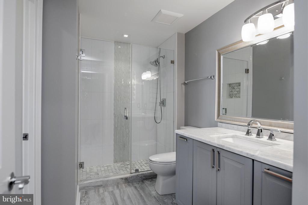 3650 S GLEBE ROAD Unit: 445