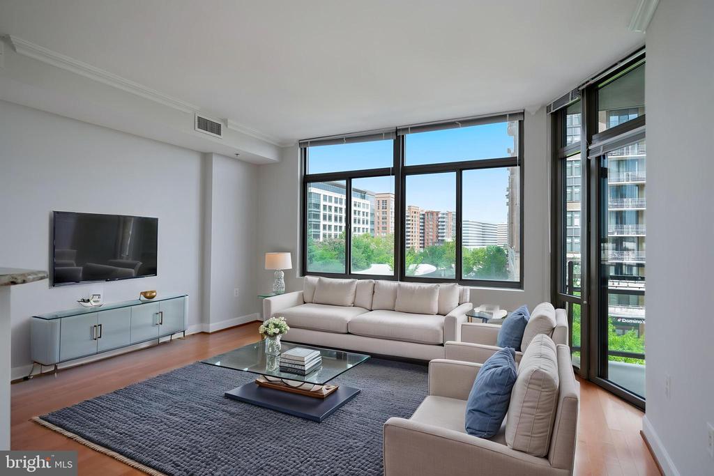 3650 S GLEBE ROAD Unit: 445