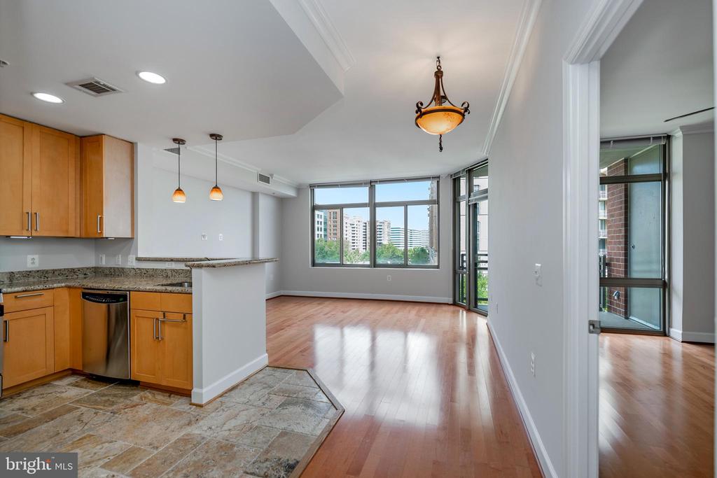 3650 S GLEBE ROAD Unit: 445