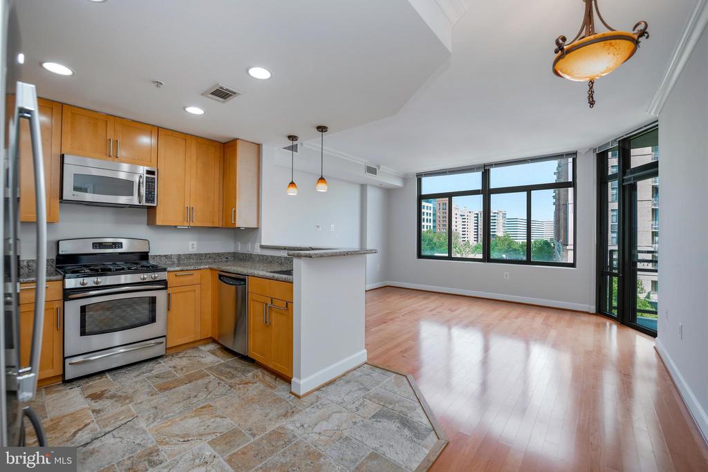 3650 S GLEBE ROAD Unit: 445