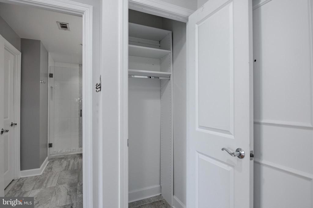 3650 S GLEBE ROAD Unit: 445