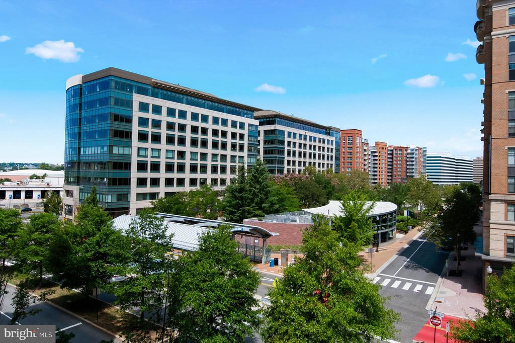 3650 S GLEBE ROAD Unit: 445