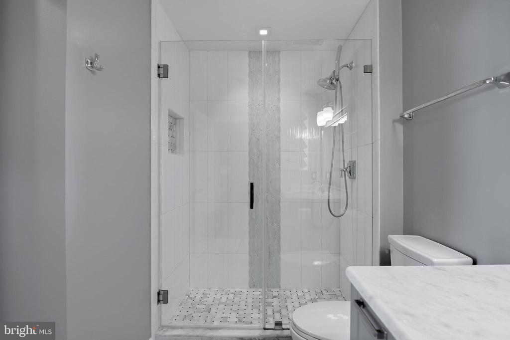 3650 S GLEBE ROAD Unit: 445