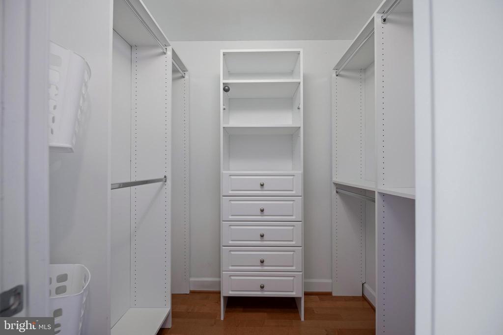 3650 S GLEBE ROAD Unit: 445