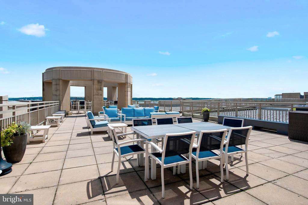 3650 S GLEBE ROAD Unit: 445