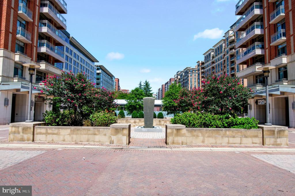 3650 S GLEBE ROAD Unit: 445