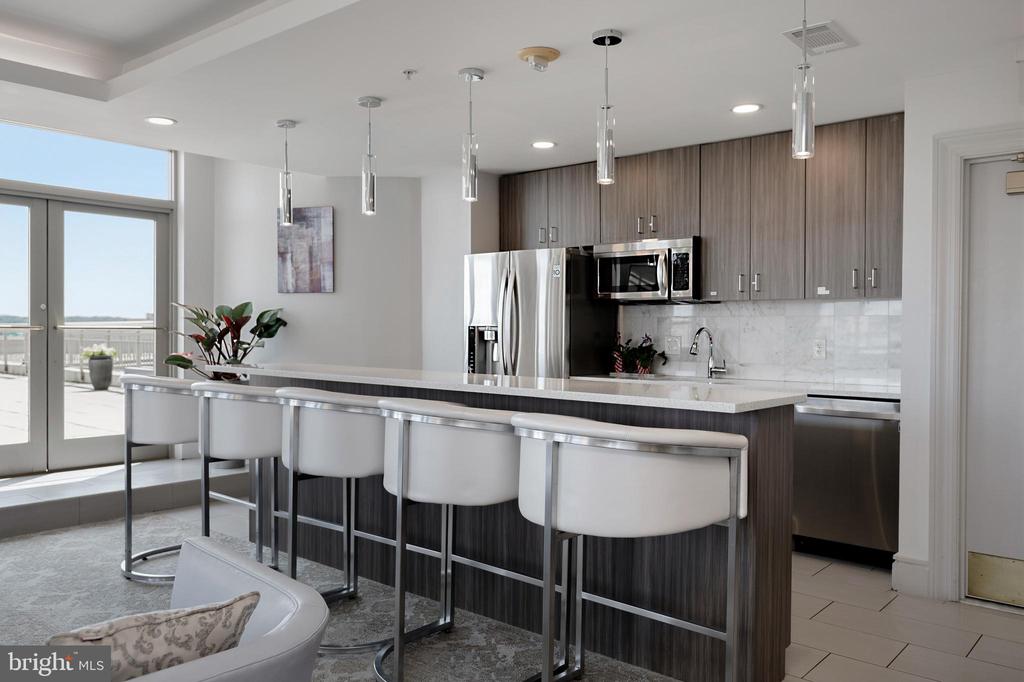 3650 S GLEBE ROAD Unit: 445