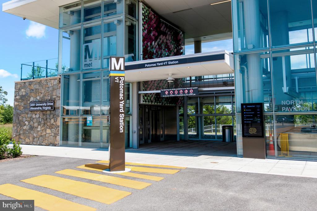 3650 S GLEBE ROAD Unit: 445