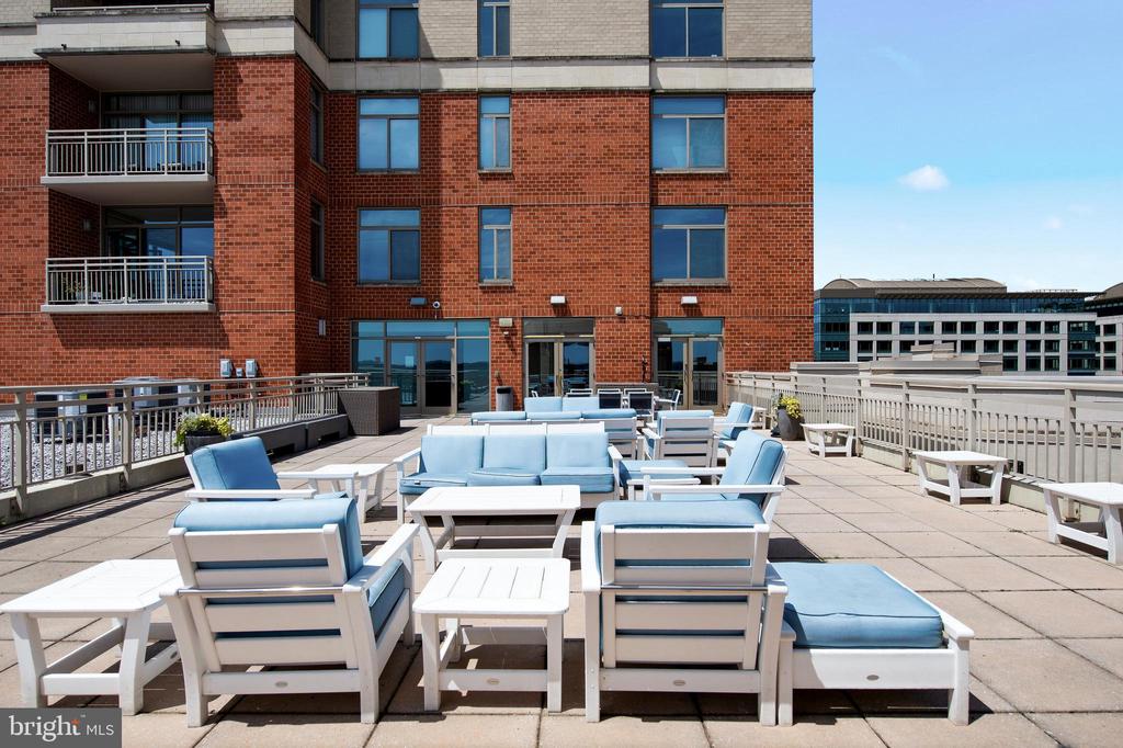 3650 S GLEBE ROAD Unit: 445