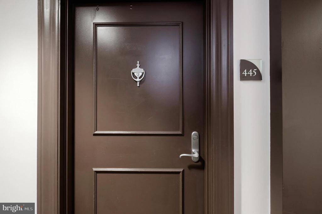 3650 S GLEBE ROAD Unit: 445