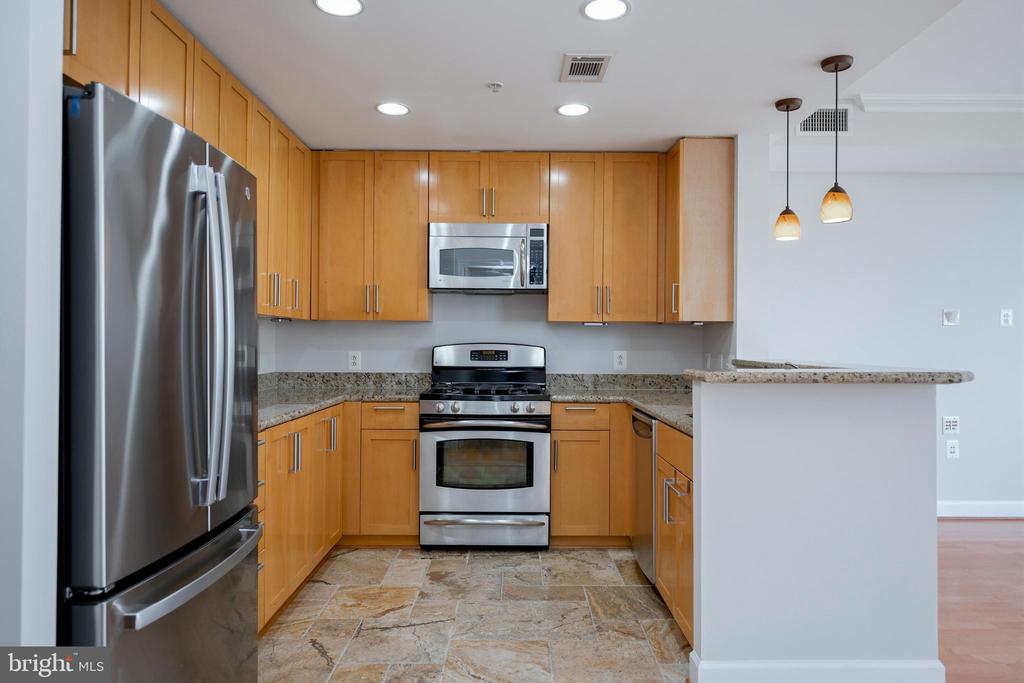3650 S GLEBE ROAD Unit: 445