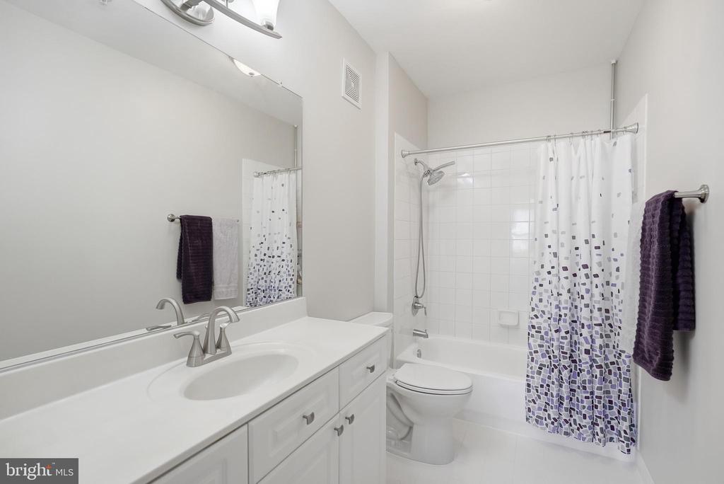 801 S GREENBRIER STREET Unit: 315