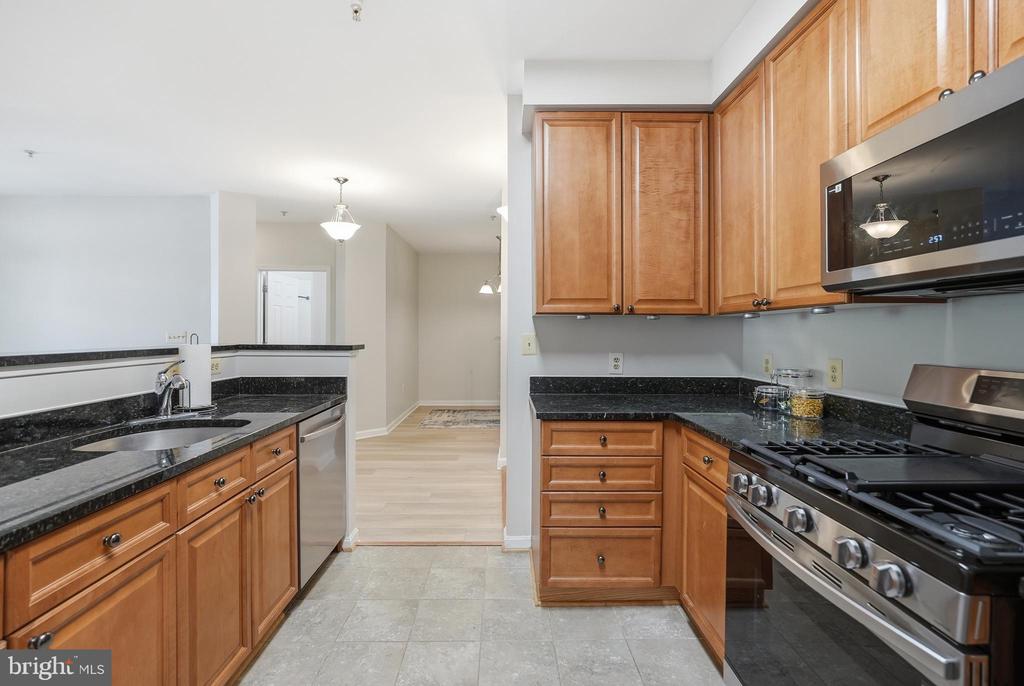 801 S GREENBRIER STREET Unit: 315