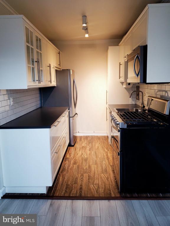 1200 S ARLINGTON RIDGE ROAD Unit: 710