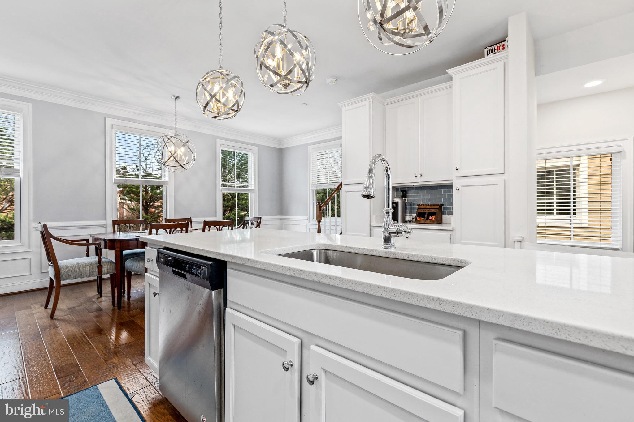 1365 POWHATAN STREET