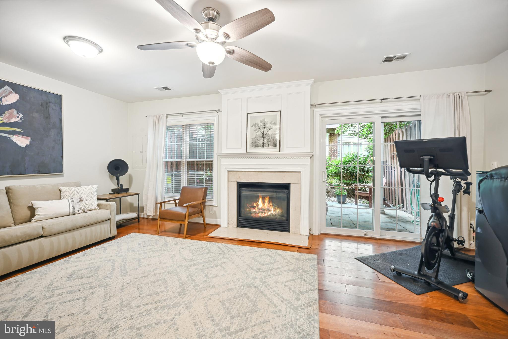 4656 KINSEY LANE