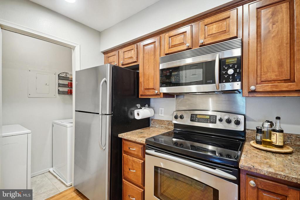 3310 WYNDHAM CIRCLE 315