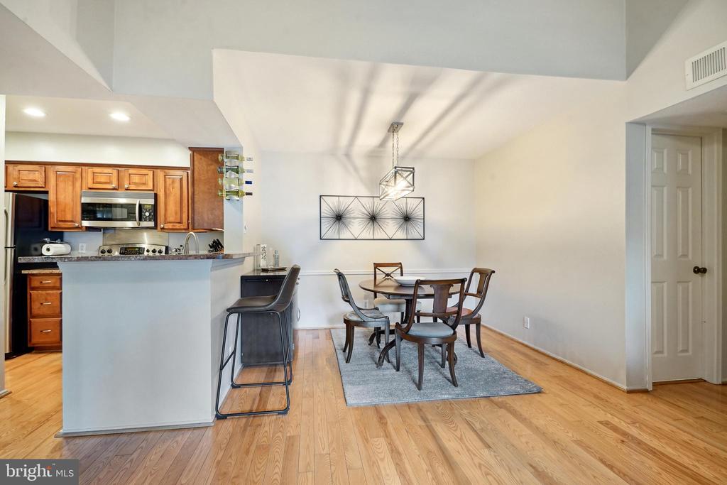 3310 WYNDHAM CIRCLE 315