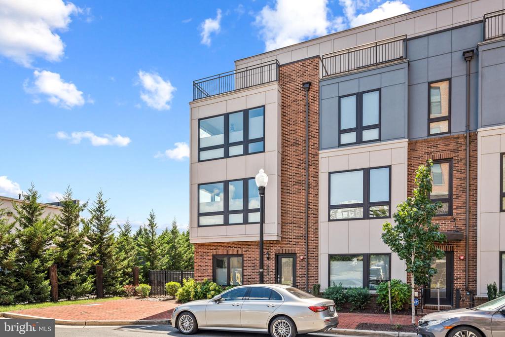 400 STABLER LANE