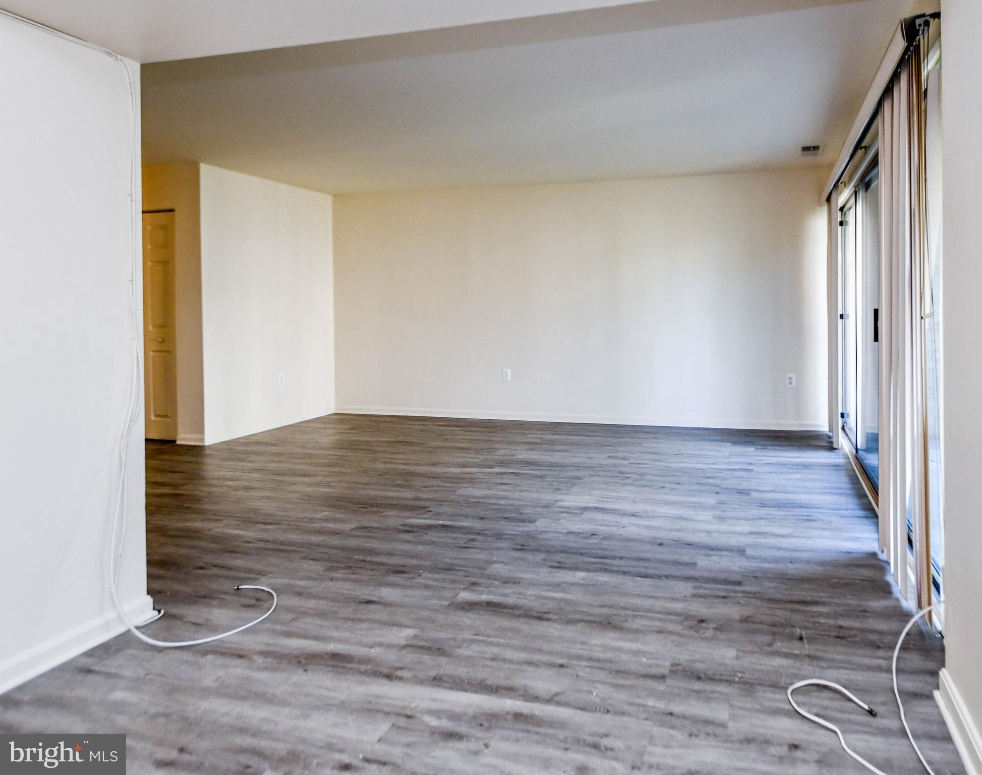 30 CANTERBURY SQUARE 202