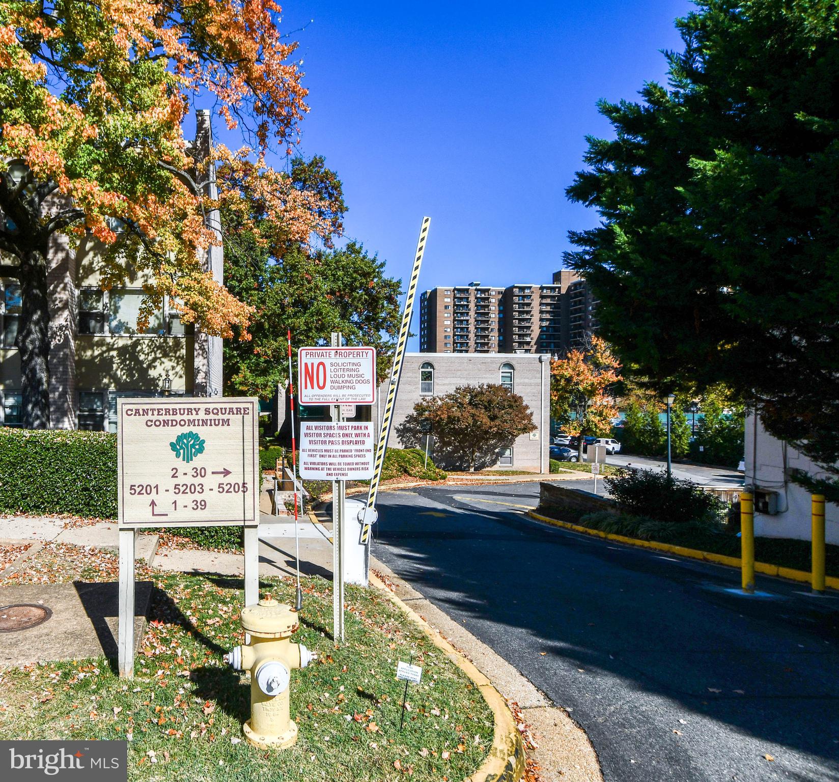 30 CANTERBURY SQUARE 202