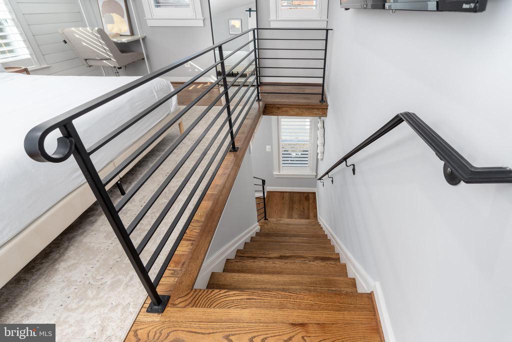 229 N HENRY STREET