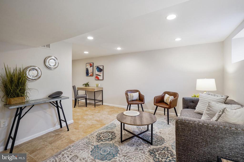 506 E HOWELL AVENUE A