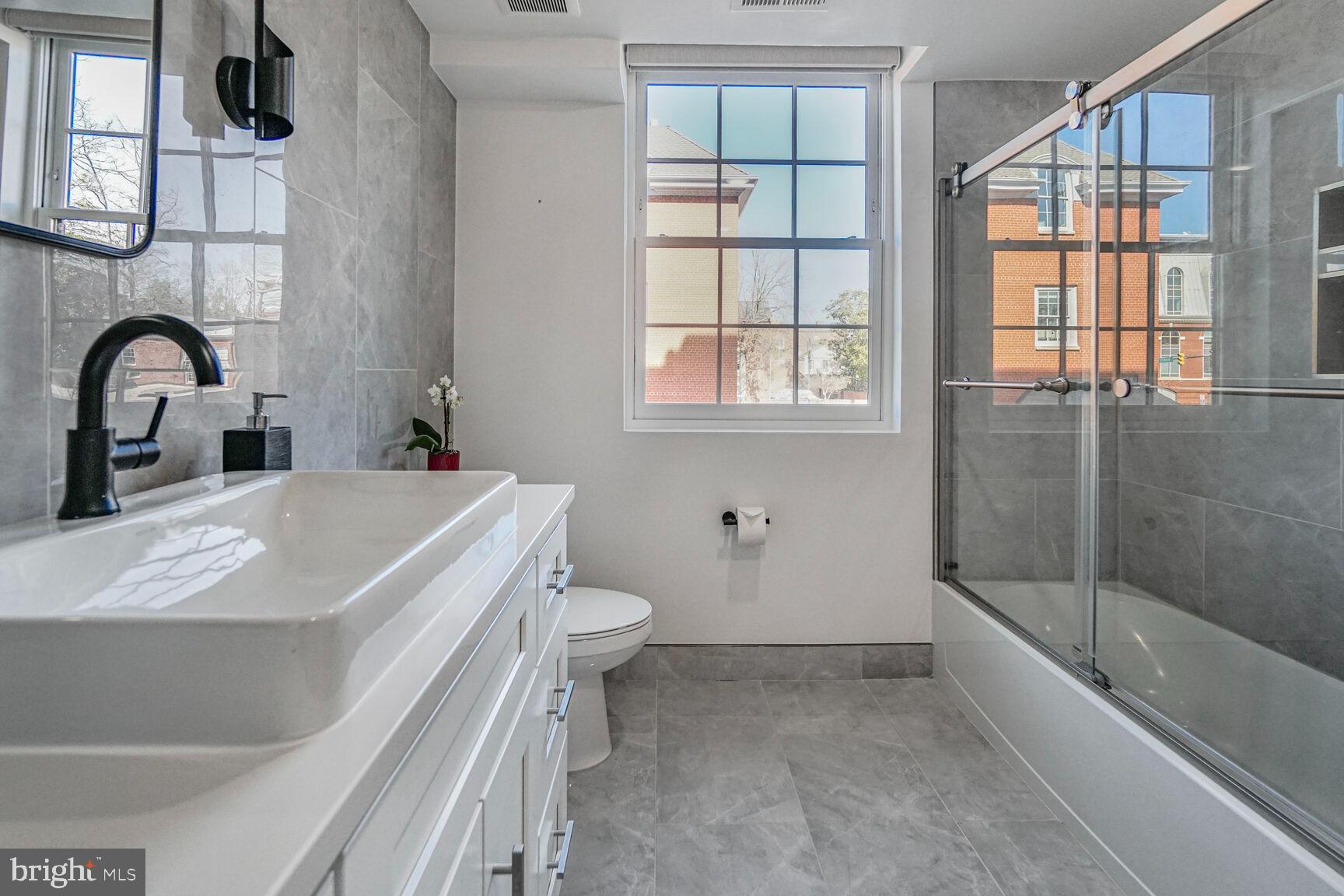 312 S WASHINGTON STREET 202