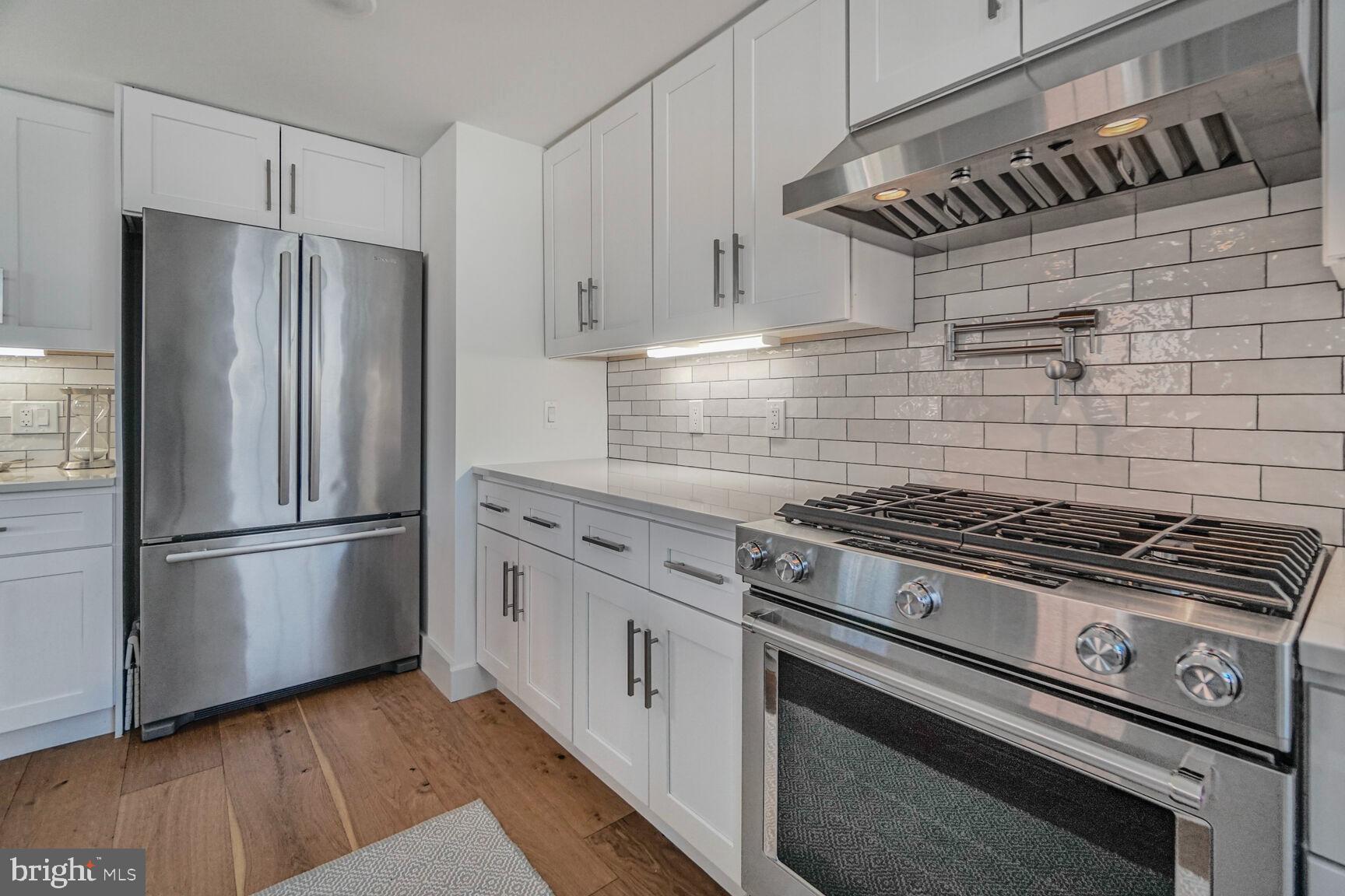 312 S WASHINGTON STREET 202