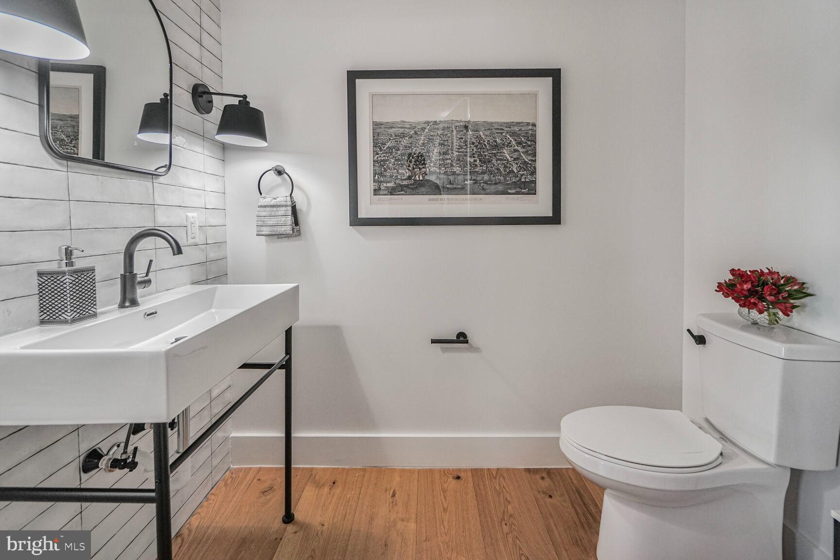 312 S WASHINGTON STREET 202